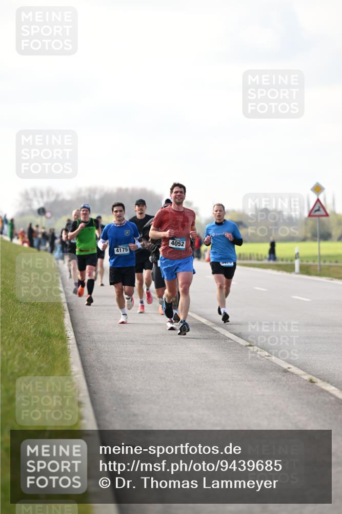 12.04.2026 - 45. Internationalen Wilhelmsburger Insellauf Dr. Thomas Lammeyer http://msf.ph/oto/9439685 12.04.2026 10:02:23 Laufen 4052, 4175, 240 meine-sportfotos.de