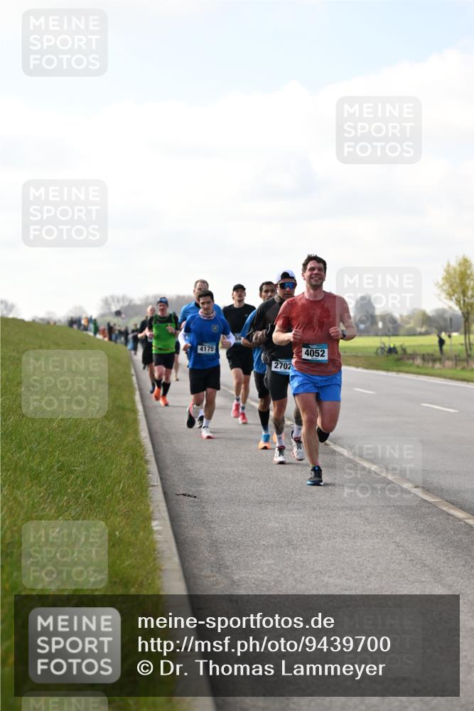 12.04.2026 - 45. Internationalen Wilhelmsburger Insellauf Dr. Thomas Lammeyer http://msf.ph/oto/9439700 12.04.2026 10:02:26 Laufen 4175, 2702, 4052 meine-sportfotos.de