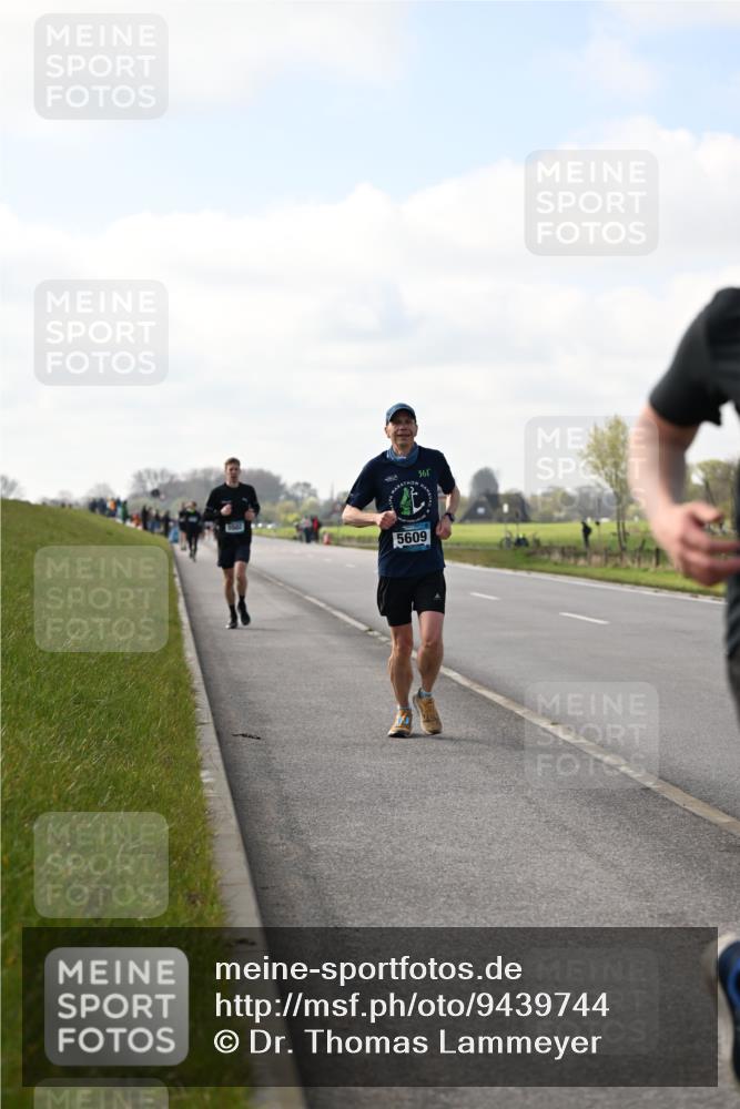 12.04.2026 - 45. Internationalen Wilhelmsburger Insellauf Dr. Thomas Lammeyer http://msf.ph/oto/9439744 12.04.2026 10:02:34 Laufen 5609, 361 meine-sportfotos.de