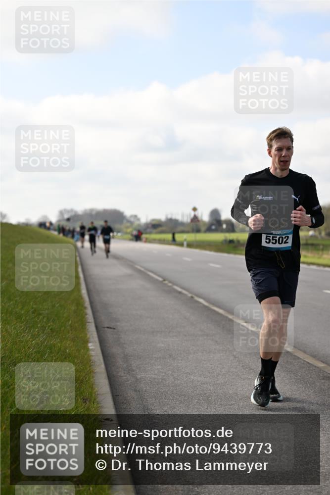 12.04.2026 - 45. Internationalen Wilhelmsburger Insellauf Dr. Thomas Lammeyer http://msf.ph/oto/9439773 12.04.2026 10:02:39 Laufen 5502 meine-sportfotos.de