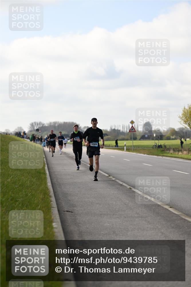 12.04.2026 - 45. Internationalen Wilhelmsburger Insellauf Dr. Thomas Lammeyer http://msf.ph/oto/9439785 12.04.2026 10:02:45 Laufen 4673, 5569 meine-sportfotos.de