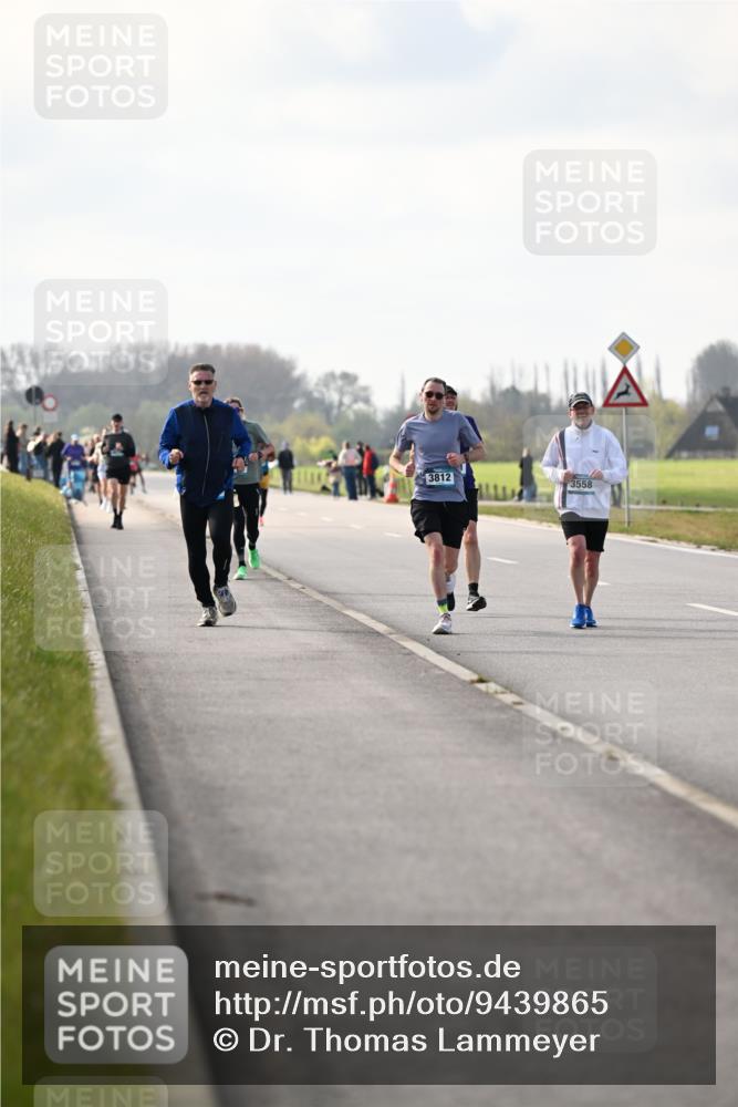 12.04.2026 - 45. Internationalen Wilhelmsburger Insellauf Dr. Thomas Lammeyer http://msf.ph/oto/9439865 12.04.2026 10:03:04 Laufen 3812, 3558 meine-sportfotos.de