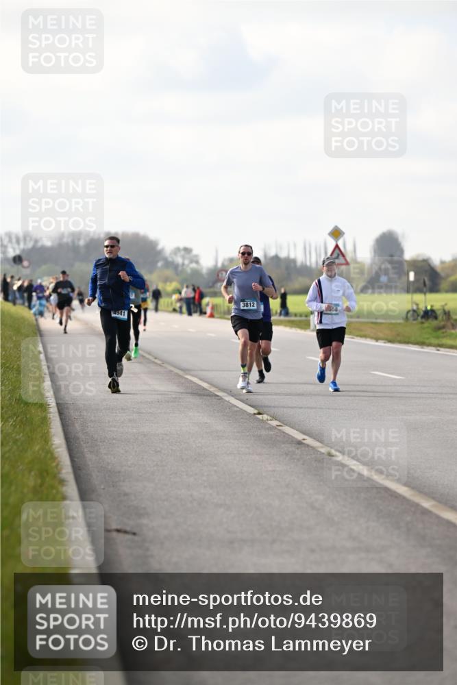 12.04.2026 - 45. Internationalen Wilhelmsburger Insellauf Dr. Thomas Lammeyer http://msf.ph/oto/9439869 12.04.2026 10:03:05 Laufen 3812, 58, 4941 meine-sportfotos.de