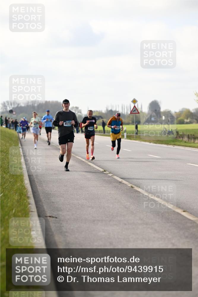 12.04.2026 - 45. Internationalen Wilhelmsburger Insellauf Dr. Thomas Lammeyer http://msf.ph/oto/9439915 12.04.2026 10:03:18 Laufen 4572, 5440 meine-sportfotos.de