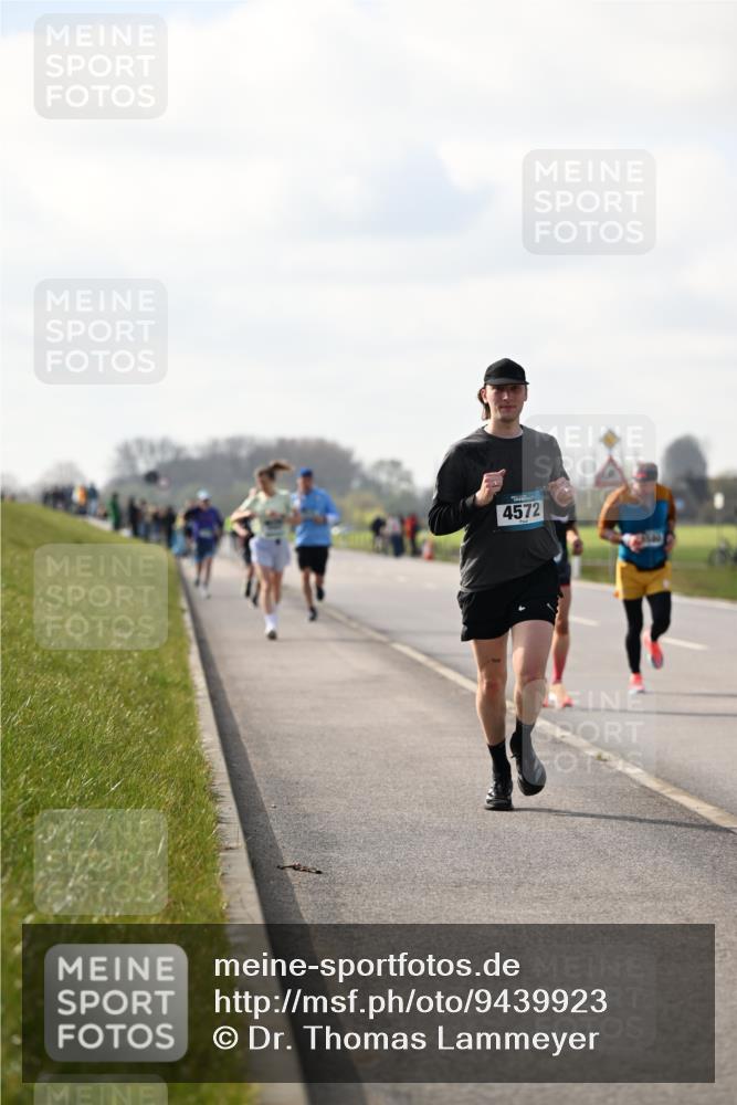12.04.2026 - 45. Internationalen Wilhelmsburger Insellauf Dr. Thomas Lammeyer http://msf.ph/oto/9439923 12.04.2026 10:03:21 Laufen 4572 meine-sportfotos.de