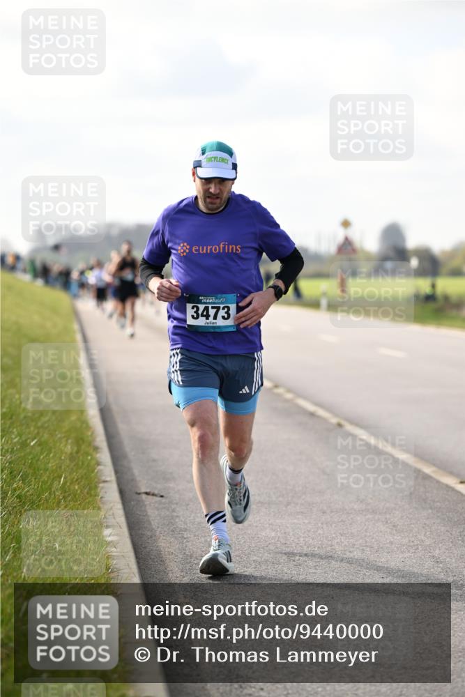 12.04.2026 - 45. Internationalen Wilhelmsburger Insellauf Dr. Thomas Lammeyer http://msf.ph/oto/9440000 12.04.2026 10:03:34 Laufen 3473 meine-sportfotos.de