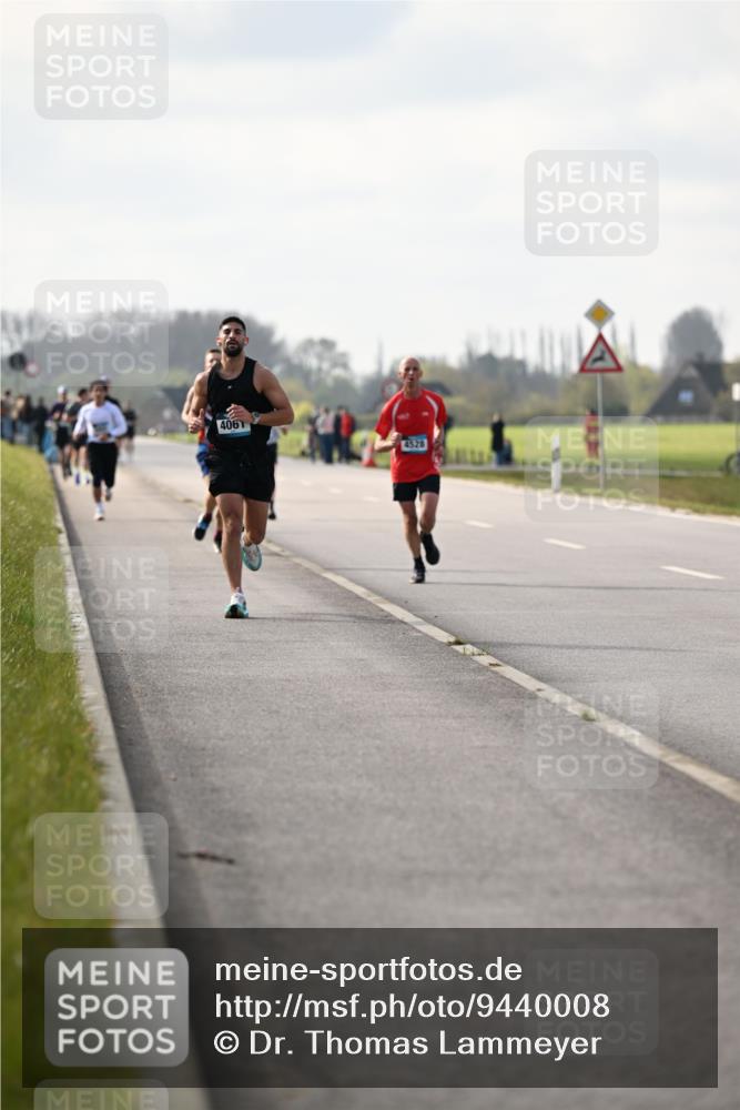 12.04.2026 - 45. Internationalen Wilhelmsburger Insellauf Dr. Thomas Lammeyer http://msf.ph/oto/9440008 12.04.2026 10:03:38 Laufen 4061, 4528 meine-sportfotos.de