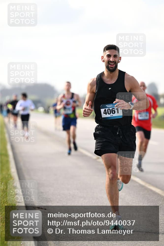 12.04.2026 - 45. Internationalen Wilhelmsburger Insellauf Dr. Thomas Lammeyer http://msf.ph/oto/9440037 12.04.2026 10:03:42 Laufen 4061 meine-sportfotos.de