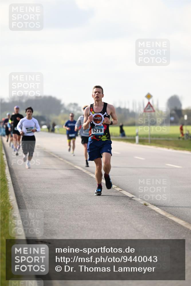 12.04.2026 - 45. Internationalen Wilhelmsburger Insellauf Dr. Thomas Lammeyer http://msf.ph/oto/9440043 12.04.2026 10:03:44 Laufen 5279 meine-sportfotos.de