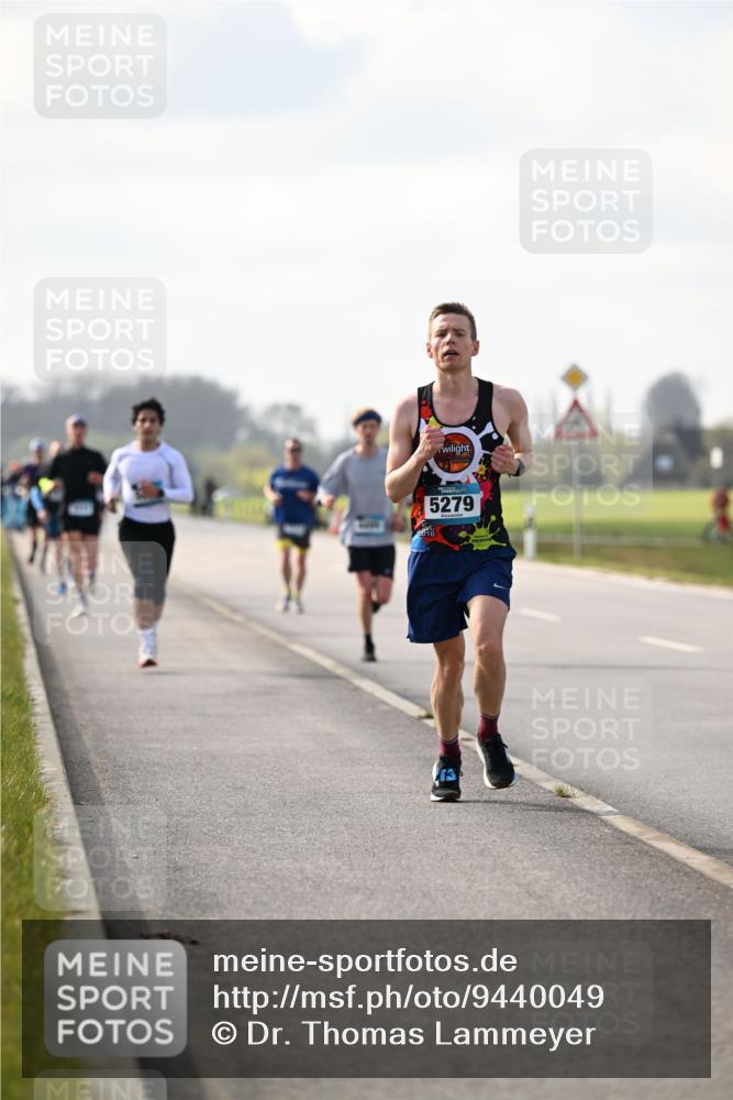 12.04.2026 - 45. Internationalen Wilhelmsburger Insellauf Dr. Thomas Lammeyer http://msf.ph/oto/9440049 12.04.2026 10:03:45 Laufen 5279 meine-sportfotos.de