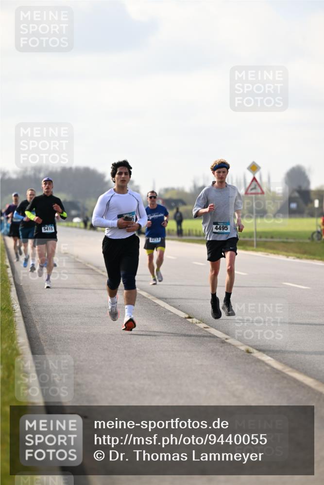 12.04.2026 - 45. Internationalen Wilhelmsburger Insellauf Dr. Thomas Lammeyer http://msf.ph/oto/9440055 12.04.2026 10:03:47 Laufen 5415, 2213, 4495 meine-sportfotos.de