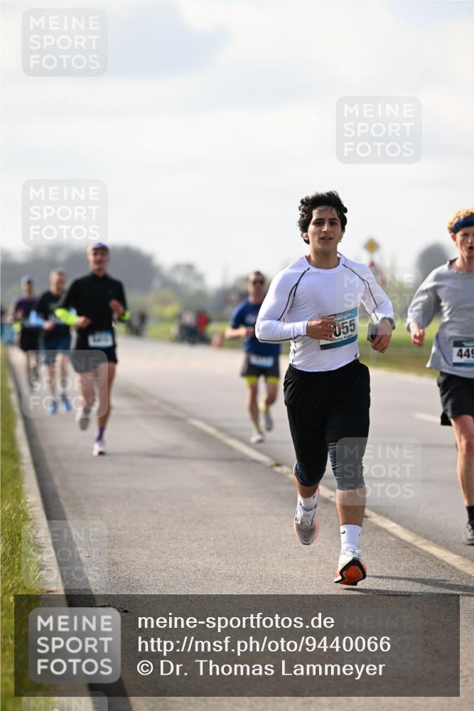 12.04.2026 - 45. Internationalen Wilhelmsburger Insellauf Dr. Thomas Lammeyer http://msf.ph/oto/9440066 12.04.2026 10:03:49 Laufen 055, 449 meine-sportfotos.de