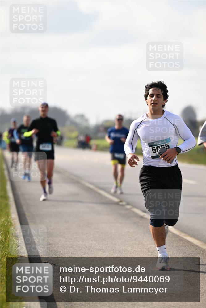 12.04.2026 - 45. Internationalen Wilhelmsburger Insellauf Dr. Thomas Lammeyer http://msf.ph/oto/9440069 12.04.2026 10:03:49 Laufen 5055 meine-sportfotos.de