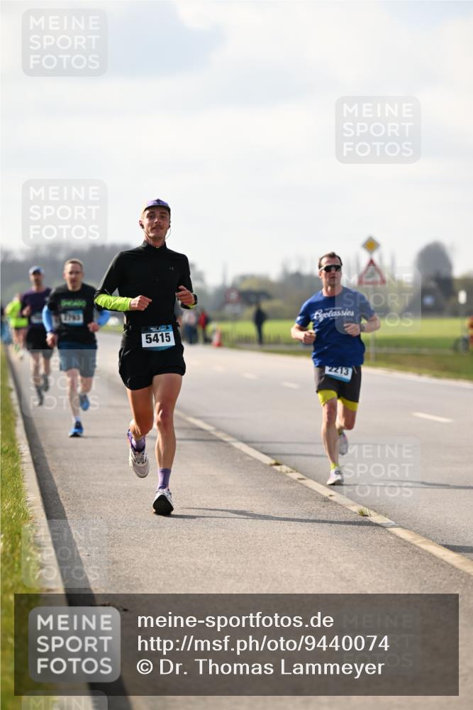 12.04.2026 - 45. Internationalen Wilhelmsburger Insellauf Dr. Thomas Lammeyer http://msf.ph/oto/9440074 12.04.2026 10:03:51 Laufen 2783, 5415, 2213 meine-sportfotos.de