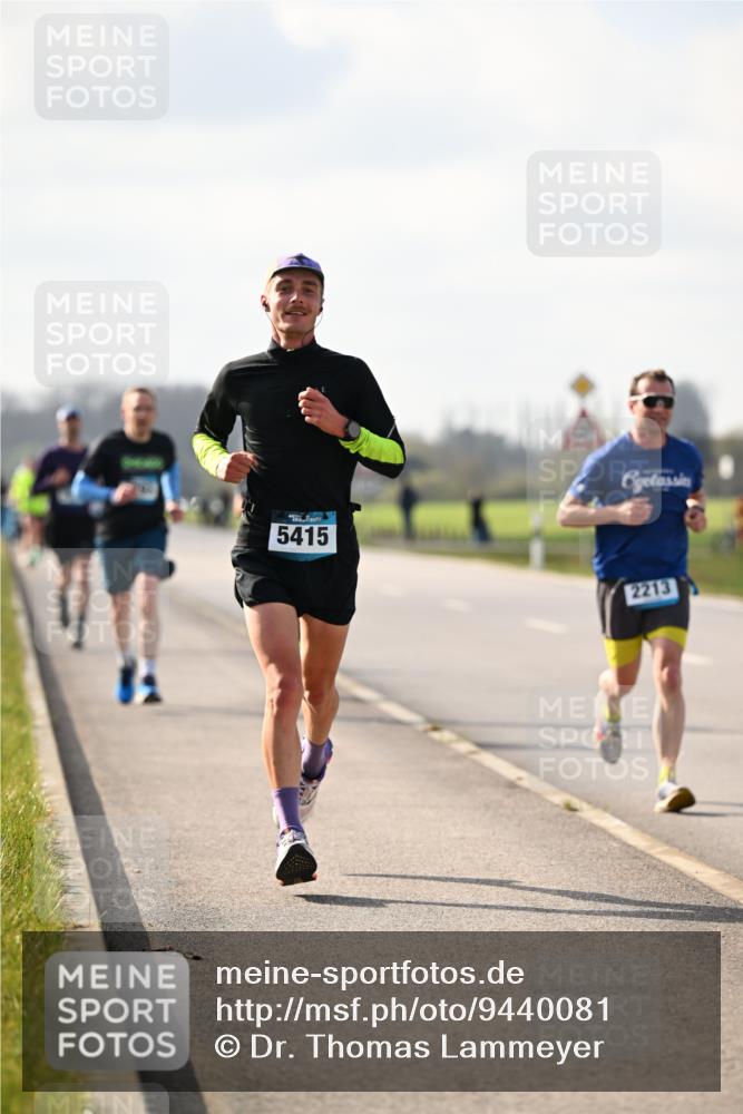 12.04.2026 - 45. Internationalen Wilhelmsburger Insellauf Dr. Thomas Lammeyer http://msf.ph/oto/9440081 12.04.2026 10:03:52 Laufen 5415, 2213 meine-sportfotos.de