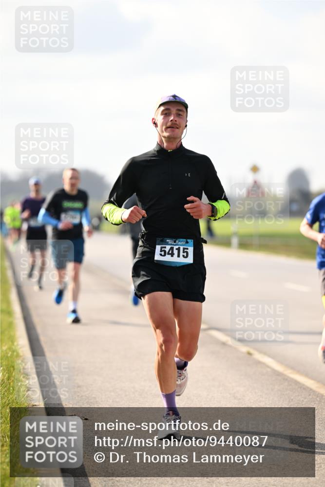 12.04.2026 - 45. Internationalen Wilhelmsburger Insellauf Dr. Thomas Lammeyer http://msf.ph/oto/9440087 12.04.2026 10:03:53 Laufen 5415 meine-sportfotos.de