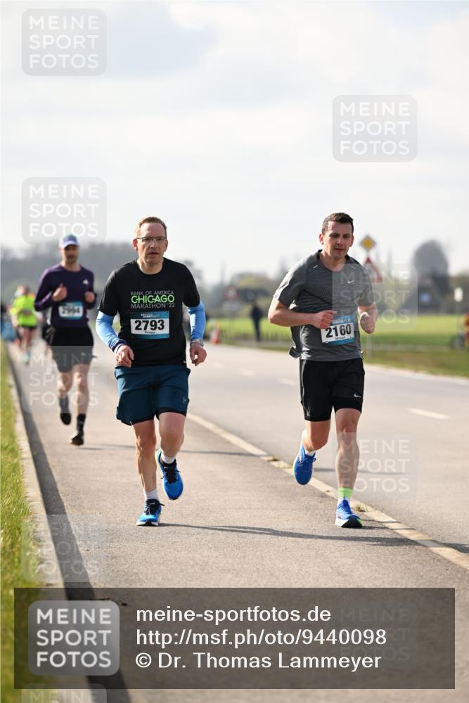 12.04.2026 - 45. Internationalen Wilhelmsburger Insellauf Dr. Thomas Lammeyer http://msf.ph/oto/9440098 12.04.2026 10:03:55 Laufen 2954, 22, 2793, 2160 meine-sportfotos.de