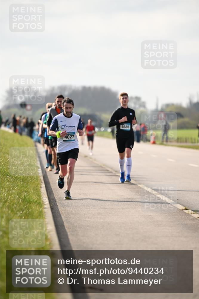 12.04.2026 - 45. Internationalen Wilhelmsburger Insellauf Dr. Thomas Lammeyer http://msf.ph/oto/9440234 12.04.2026 10:04:30 Laufen 4027, 5685 meine-sportfotos.de