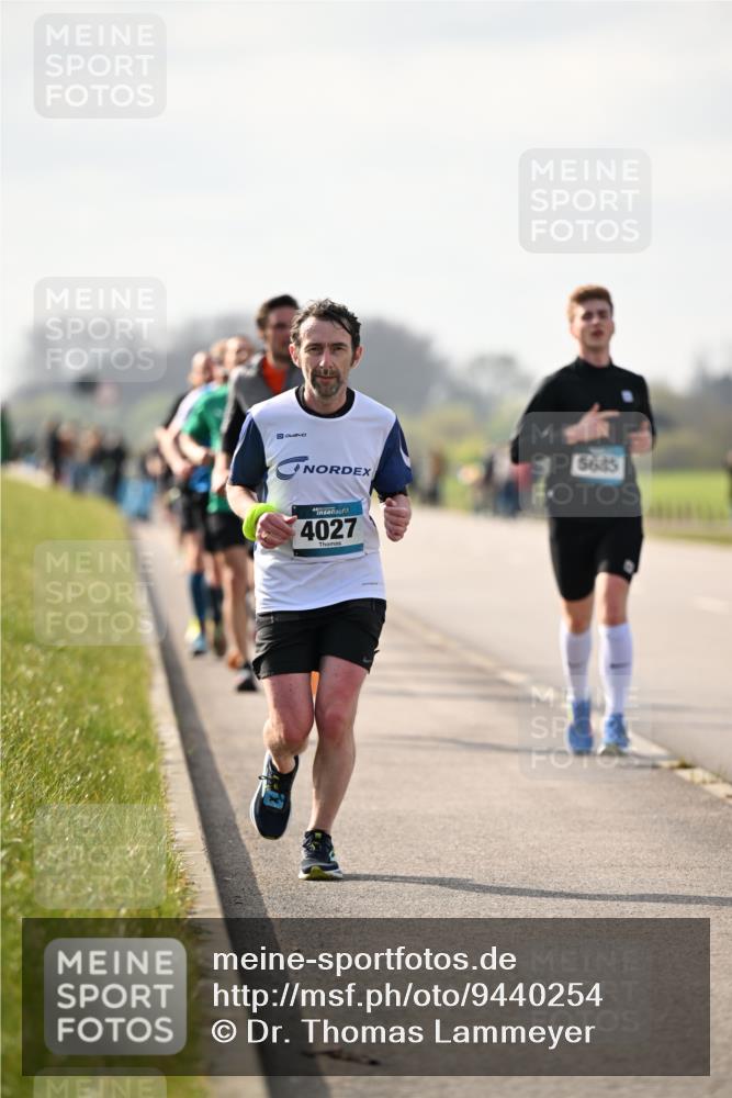 12.04.2026 - 45. Internationalen Wilhelmsburger Insellauf Dr. Thomas Lammeyer http://msf.ph/oto/9440254 12.04.2026 10:04:33 Laufen 4027, 5685 meine-sportfotos.de