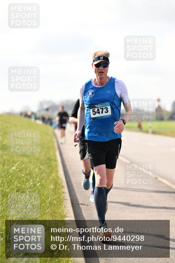 12.04.2026 - 45. Internationalen Wilhelmsburger Insellauf Dr. Thomas Lammeyer http://msf.ph/oto/9440298 12.04.2026 10:04:40 Laufen 30, 5473 meine-sportfotos.de