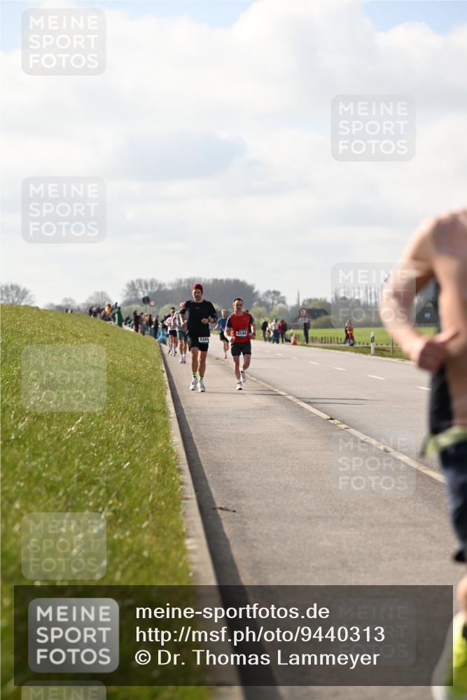 12.04.2026 - 45. Internationalen Wilhelmsburger Insellauf Dr. Thomas Lammeyer http://msf.ph/oto/9440313 12.04.2026 10:04:42 Laufen 5344, 4144 meine-sportfotos.de