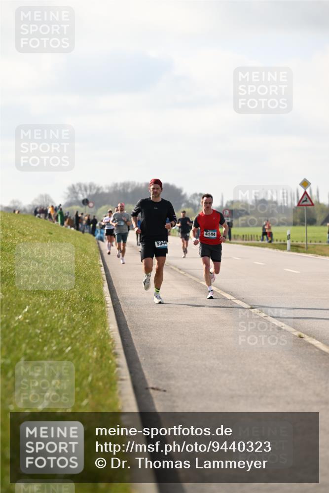 12.04.2026 - 45. Internationalen Wilhelmsburger Insellauf Dr. Thomas Lammeyer http://msf.ph/oto/9440323 12.04.2026 10:04:45 Laufen 5344, 4144 meine-sportfotos.de