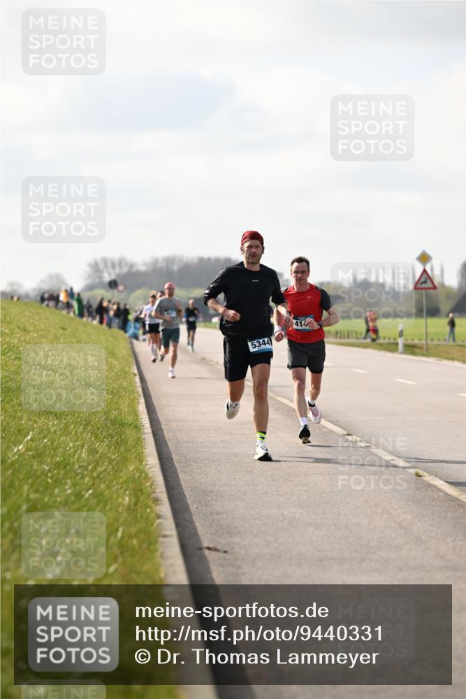 12.04.2026 - 45. Internationalen Wilhelmsburger Insellauf Dr. Thomas Lammeyer http://msf.ph/oto/9440331 12.04.2026 10:04:46 Laufen 5344, 414 meine-sportfotos.de