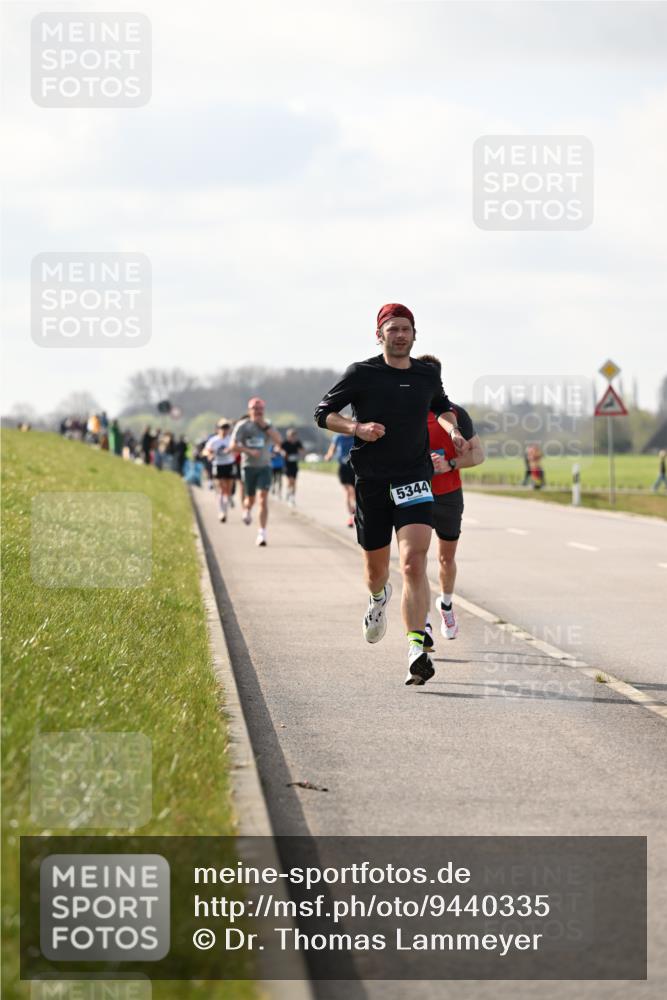12.04.2026 - 45. Internationalen Wilhelmsburger Insellauf Dr. Thomas Lammeyer http://msf.ph/oto/9440335 12.04.2026 10:04:47 Laufen 5344 meine-sportfotos.de