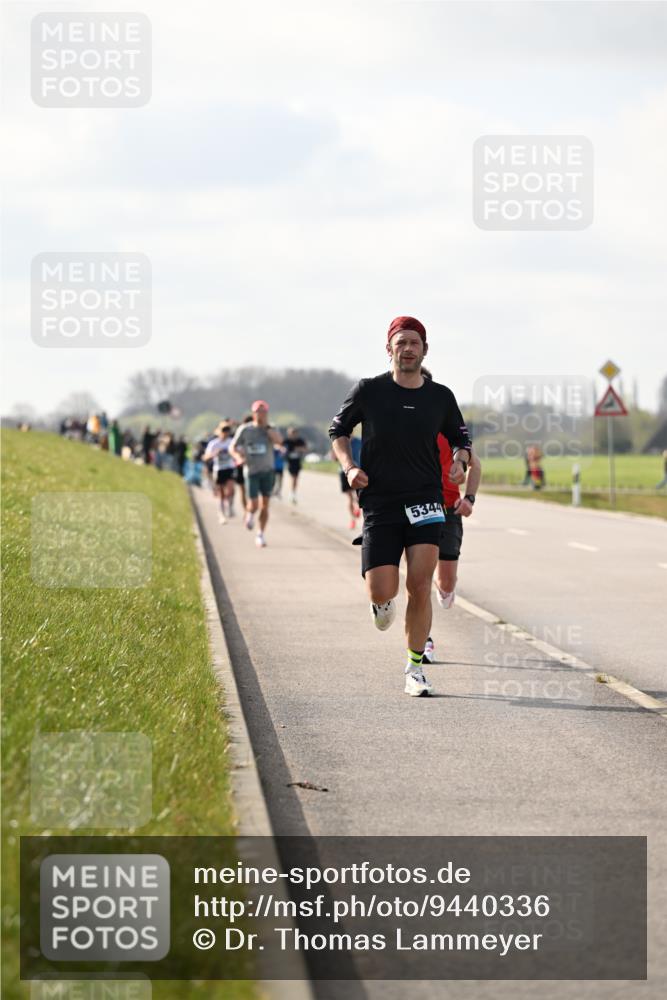 12.04.2026 - 45. Internationalen Wilhelmsburger Insellauf Dr. Thomas Lammeyer http://msf.ph/oto/9440336 12.04.2026 10:04:47 Laufen 5344 meine-sportfotos.de