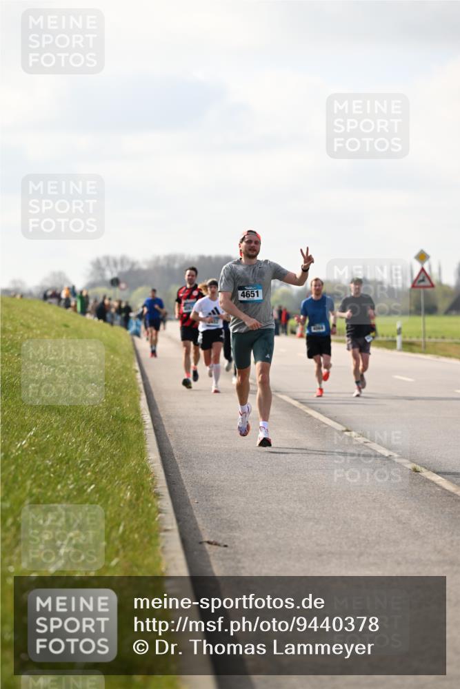 12.04.2026 - 45. Internationalen Wilhelmsburger Insellauf Dr. Thomas Lammeyer http://msf.ph/oto/9440378 12.04.2026 10:04:53 Laufen 4651 meine-sportfotos.de