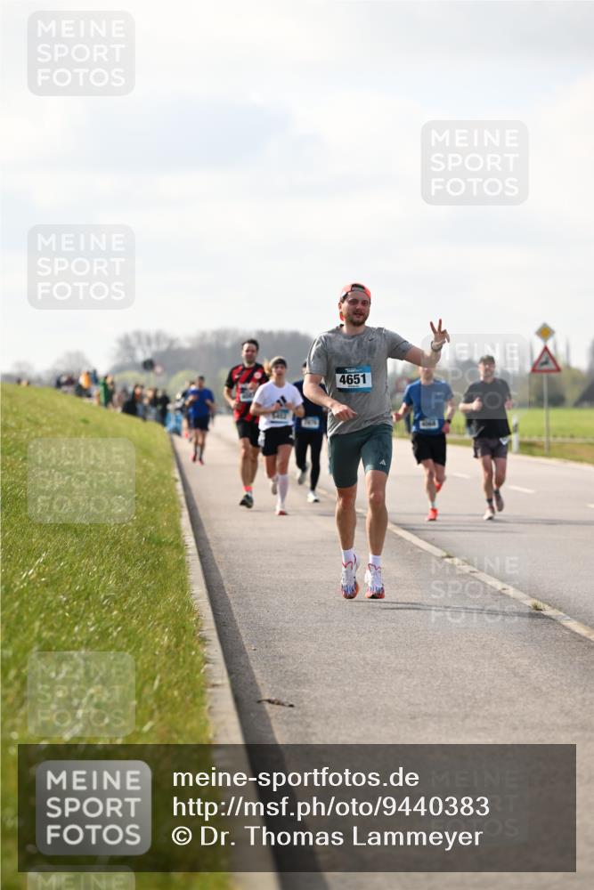 12.04.2026 - 45. Internationalen Wilhelmsburger Insellauf Dr. Thomas Lammeyer http://msf.ph/oto/9440383 12.04.2026 10:04:54 Laufen 5413, 4651 meine-sportfotos.de