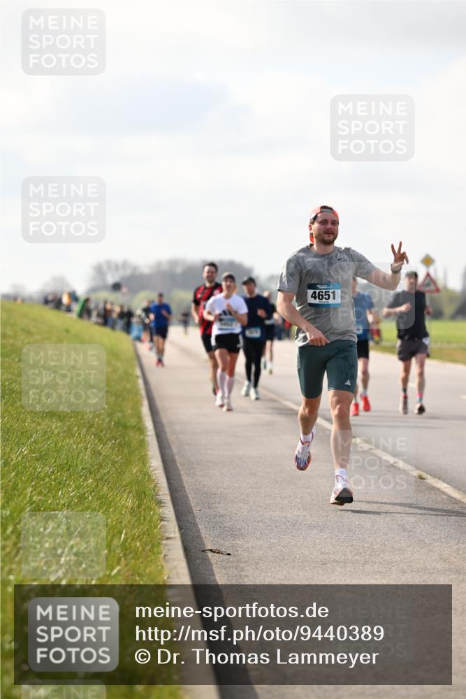 12.04.2026 - 45. Internationalen Wilhelmsburger Insellauf Dr. Thomas Lammeyer http://msf.ph/oto/9440389 12.04.2026 10:04:54 Laufen 4651 meine-sportfotos.de