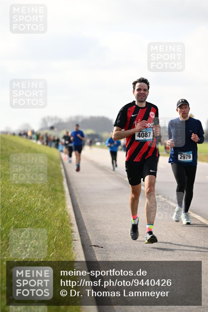 12.04.2026 - 45. Internationalen Wilhelmsburger Insellauf Dr. Thomas Lammeyer http://msf.ph/oto/9440426 12.04.2026 10:05:00 Laufen 4087, 2979 meine-sportfotos.de