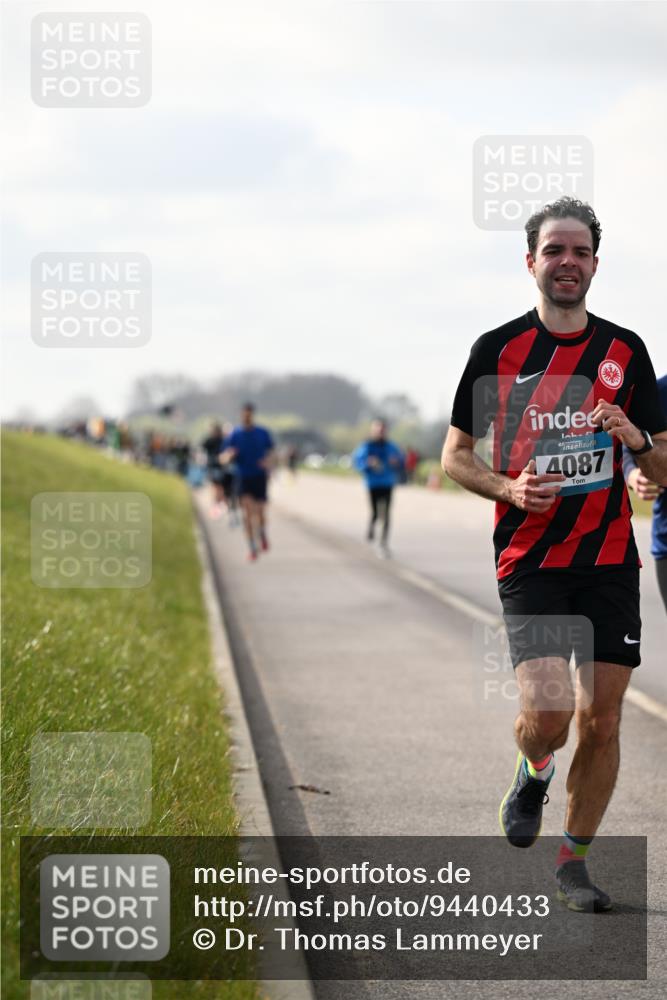 12.04.2026 - 45. Internationalen Wilhelmsburger Insellauf Dr. Thomas Lammeyer http://msf.ph/oto/9440433 12.04.2026 10:05:01 Laufen 45, 44087 meine-sportfotos.de
