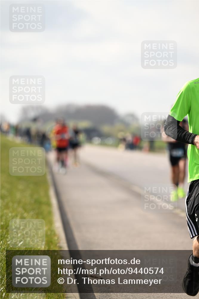12.04.2026 - 45. Internationalen Wilhelmsburger Insellauf Dr. Thomas Lammeyer http://msf.ph/oto/9440574 12.04.2026 10:05:30 Laufen  meine-sportfotos.de
