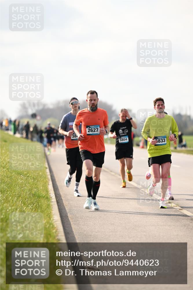 12.04.2026 - 45. Internationalen Wilhelmsburger Insellauf Dr. Thomas Lammeyer http://msf.ph/oto/9440623 12.04.2026 10:05:38 Laufen 38, 2627, 5804, 5833 meine-sportfotos.de