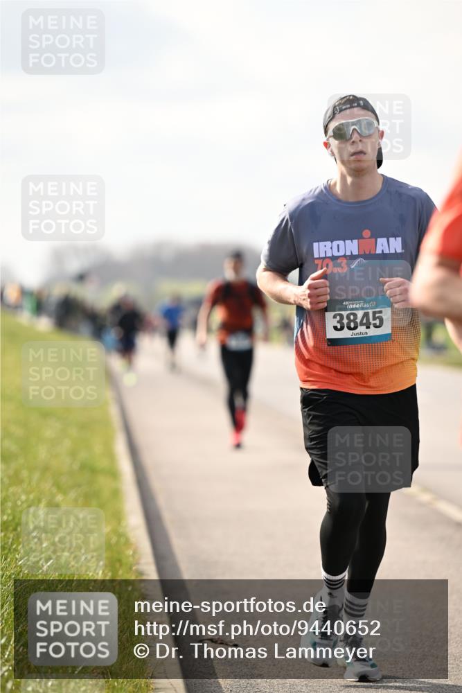 12.04.2026 - 45. Internationalen Wilhelmsburger Insellauf Dr. Thomas Lammeyer http://msf.ph/oto/9440652 12.04.2026 10:05:43 Laufen 70, 3, 3845 meine-sportfotos.de