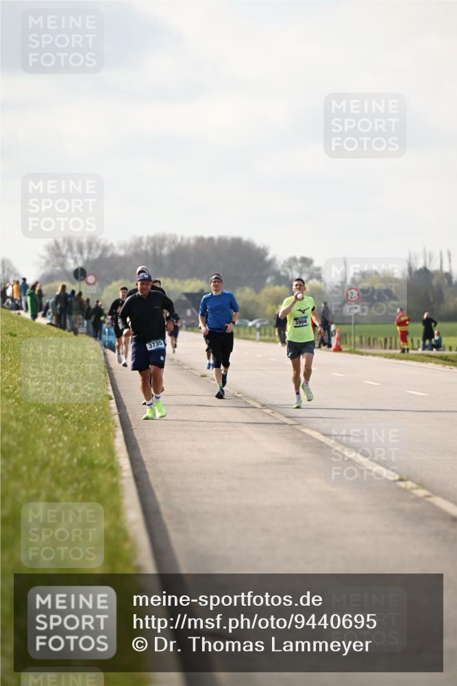 12.04.2026 - 45. Internationalen Wilhelmsburger Insellauf Dr. Thomas Lammeyer http://msf.ph/oto/9440695 12.04.2026 10:05:50 Laufen 3735, 3904 meine-sportfotos.de