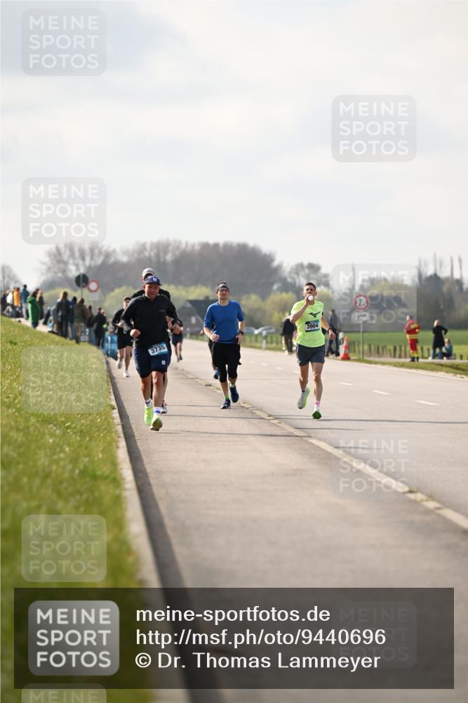12.04.2026 - 45. Internationalen Wilhelmsburger Insellauf Dr. Thomas Lammeyer http://msf.ph/oto/9440696 12.04.2026 10:05:50 Laufen 3735, 3904 meine-sportfotos.de