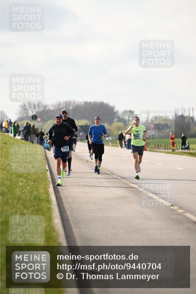 12.04.2026 - 45. Internationalen Wilhelmsburger Insellauf Dr. Thomas Lammeyer http://msf.ph/oto/9440704 12.04.2026 10:05:51 Laufen 3904, 3735 meine-sportfotos.de