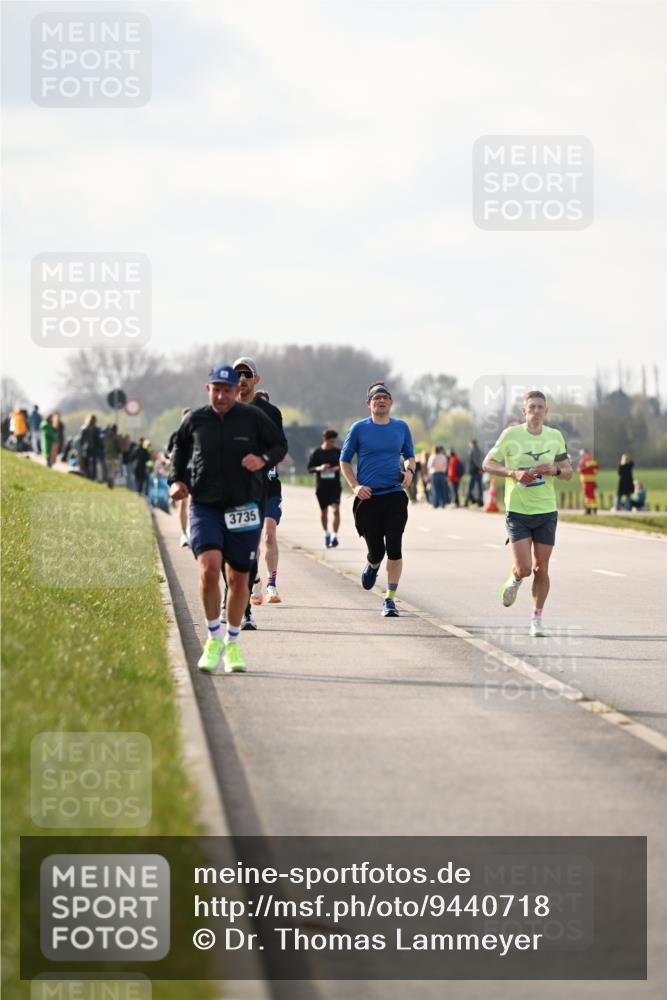 12.04.2026 - 45. Internationalen Wilhelmsburger Insellauf Dr. Thomas Lammeyer http://msf.ph/oto/9440718 12.04.2026 10:05:53 Laufen 3735 meine-sportfotos.de