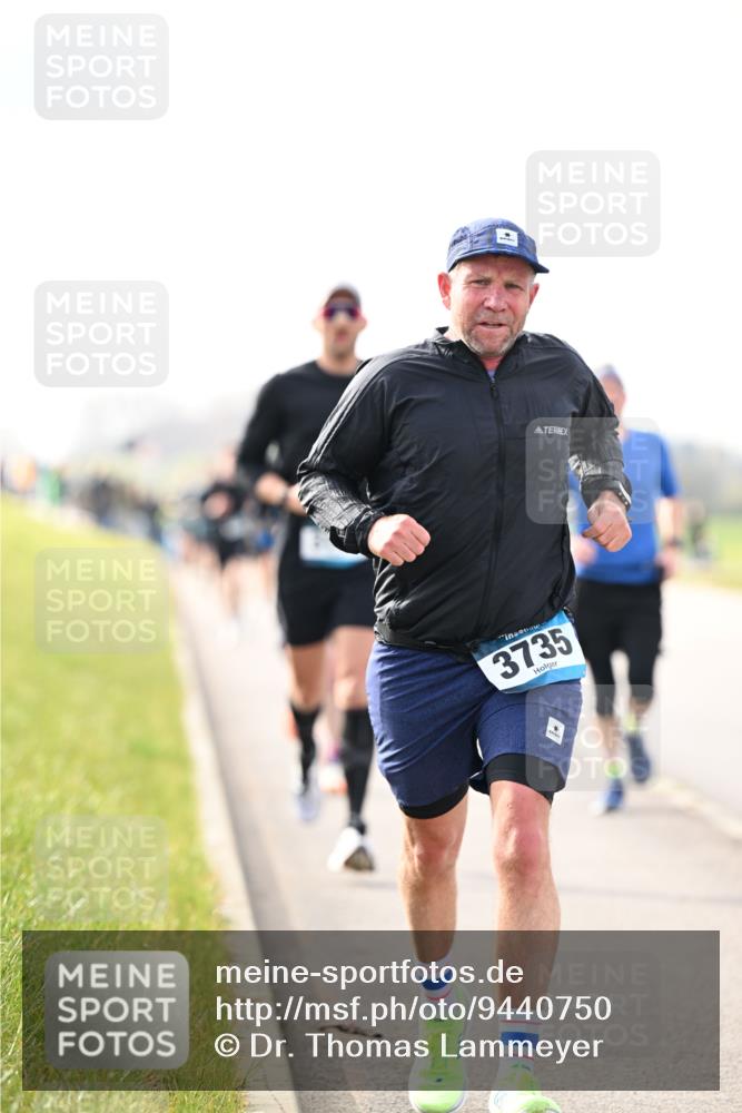 12.04.2026 - 45. Internationalen Wilhelmsburger Insellauf Dr. Thomas Lammeyer http://msf.ph/oto/9440750 12.04.2026 10:05:57 Laufen 3735 meine-sportfotos.de