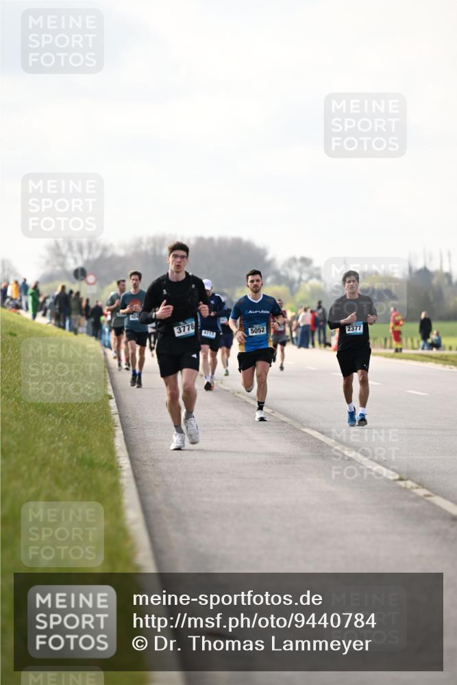 12.04.2026 - 45. Internationalen Wilhelmsburger Insellauf Dr. Thomas Lammeyer http://msf.ph/oto/9440784 12.04.2026 10:06:03 Laufen 3778, 4713, 5052, 2377 meine-sportfotos.de