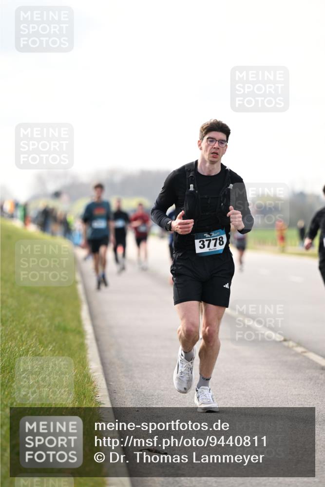 12.04.2026 - 45. Internationalen Wilhelmsburger Insellauf Dr. Thomas Lammeyer http://msf.ph/oto/9440811 12.04.2026 10:06:07 Laufen 3778 meine-sportfotos.de