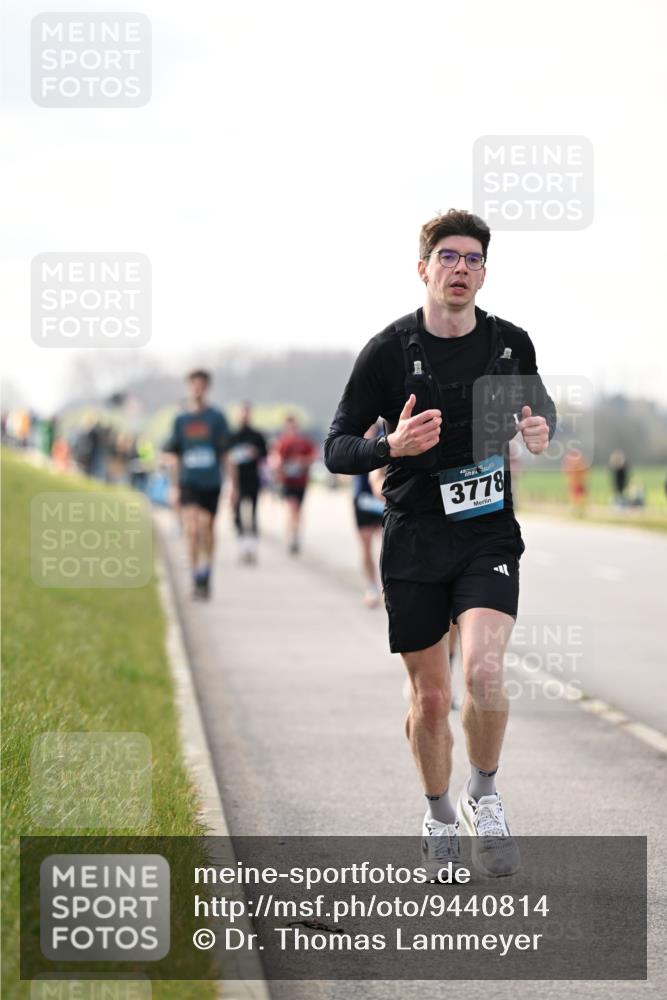 12.04.2026 - 45. Internationalen Wilhelmsburger Insellauf Dr. Thomas Lammeyer http://msf.ph/oto/9440814 12.04.2026 10:06:07 Laufen 3778 meine-sportfotos.de