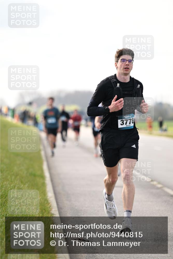 12.04.2026 - 45. Internationalen Wilhelmsburger Insellauf Dr. Thomas Lammeyer http://msf.ph/oto/9440815 12.04.2026 10:06:08 Laufen 3778 meine-sportfotos.de