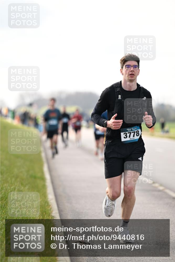 12.04.2026 - 45. Internationalen Wilhelmsburger Insellauf Dr. Thomas Lammeyer http://msf.ph/oto/9440816 12.04.2026 10:06:08 Laufen 3778 meine-sportfotos.de