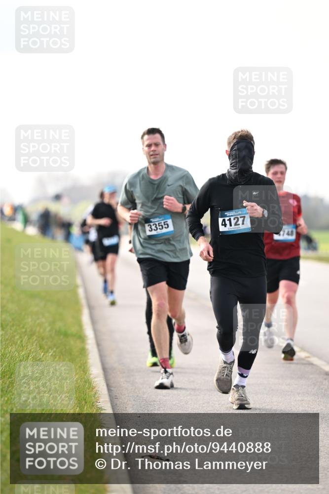 12.04.2026 - 45. Internationalen Wilhelmsburger Insellauf Dr. Thomas Lammeyer http://msf.ph/oto/9440888 12.04.2026 10:06:19 Laufen 3355, 4127, 748 meine-sportfotos.de