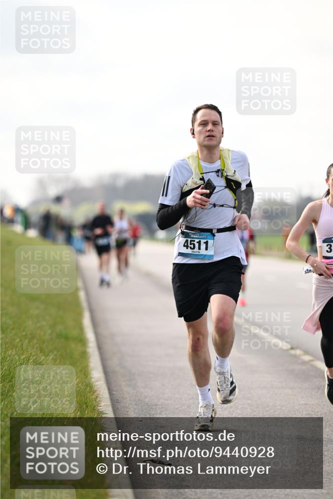 12.04.2026 - 45. Internationalen Wilhelmsburger Insellauf Dr. Thomas Lammeyer http://msf.ph/oto/9440928 12.04.2026 10:06:26 Laufen 4511, 3 meine-sportfotos.de