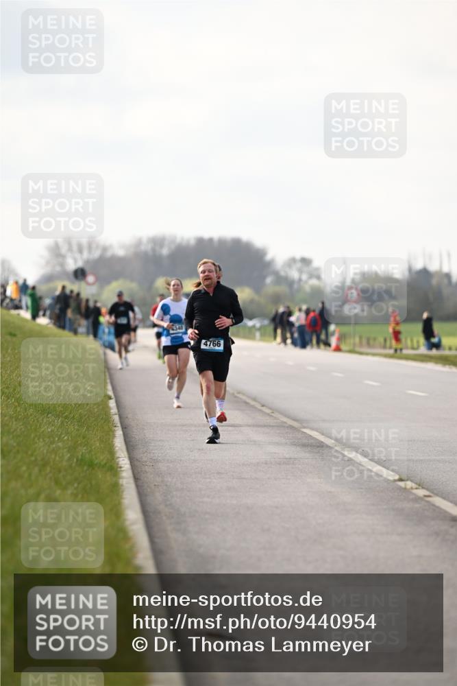 12.04.2026 - 45. Internationalen Wilhelmsburger Insellauf Dr. Thomas Lammeyer http://msf.ph/oto/9440954 12.04.2026 10:06:31 Laufen 340, 4766 meine-sportfotos.de